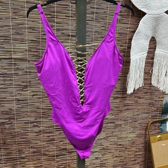 Kore One Piece High Neck Lace Down Swimsuit, Plus - Picture 2 of 3